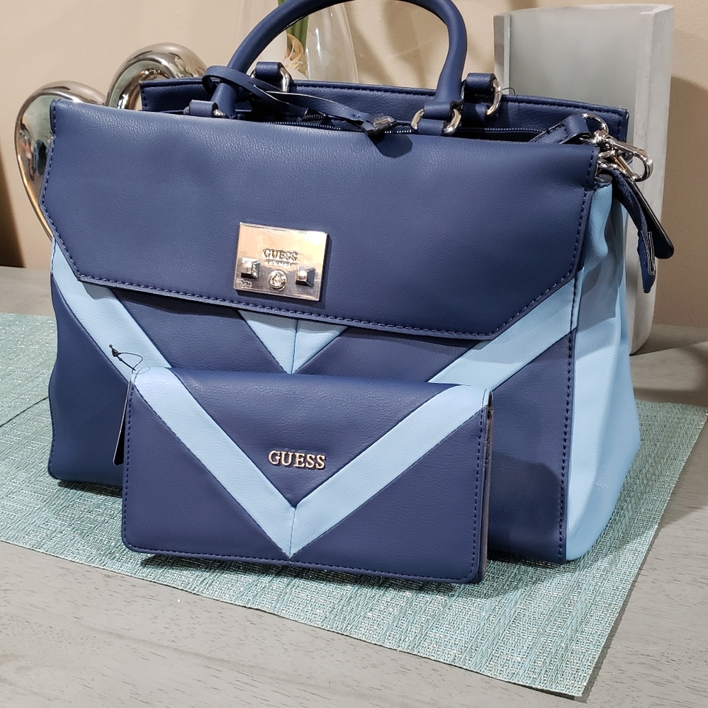 2 Piece Set from Guess